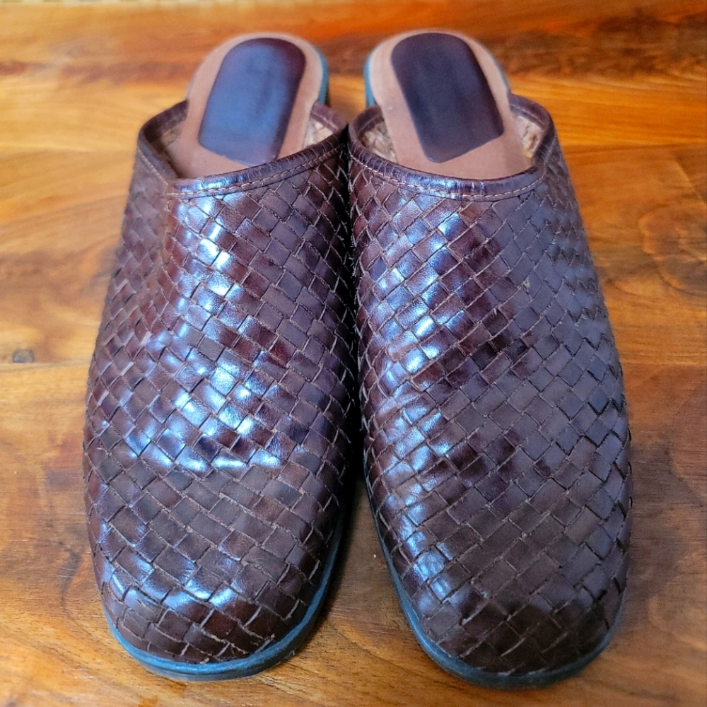 Woven Leather loafers